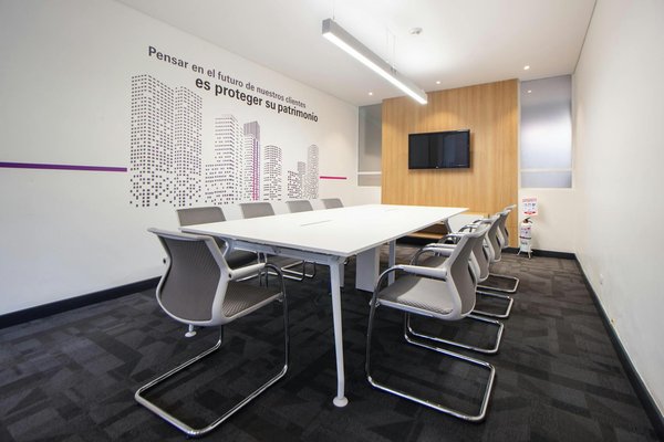 Trouver le dépanneur poids lourd idéal près de chez vous